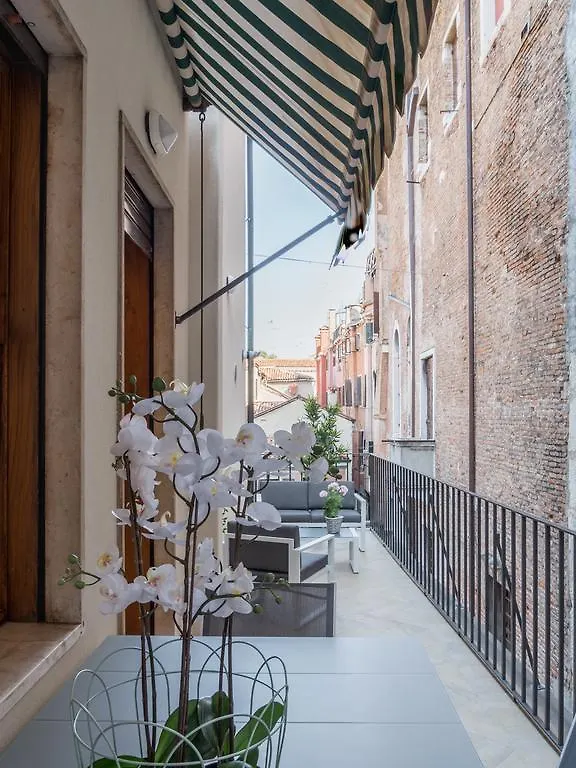 Luxury Apartment On Grand Canal By Wonderful Italy 베니스 0*,